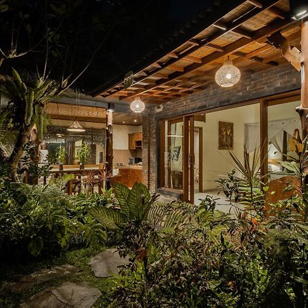 Teja Lokha Ubud Villa Exterior foto