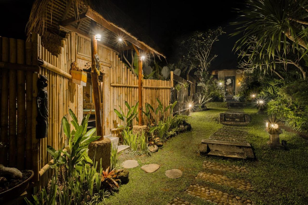 Teja Lokha Ubud Villa Exterior foto