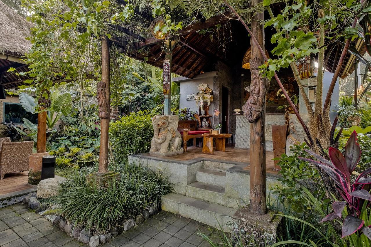 Teja Lokha Ubud Villa Exterior foto